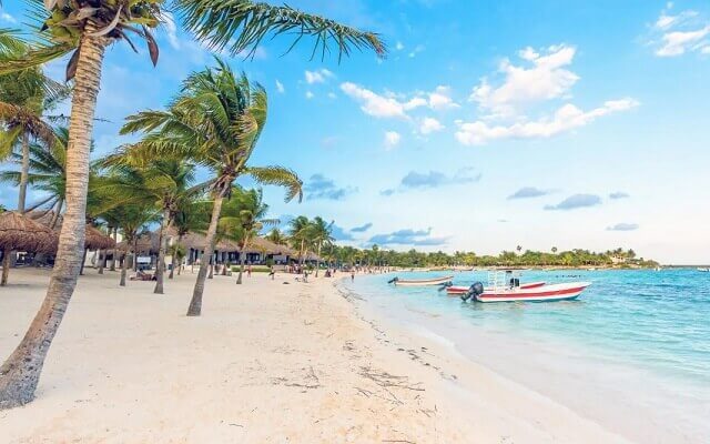 Taxi del Aeropuerto de Cancún a Playa Paraiso